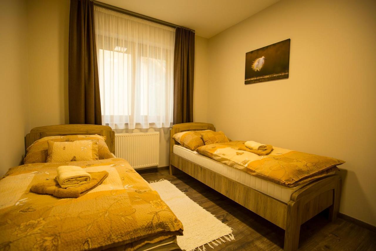 Tarján Bodzahaz Apartman מראה חיצוני תמונה